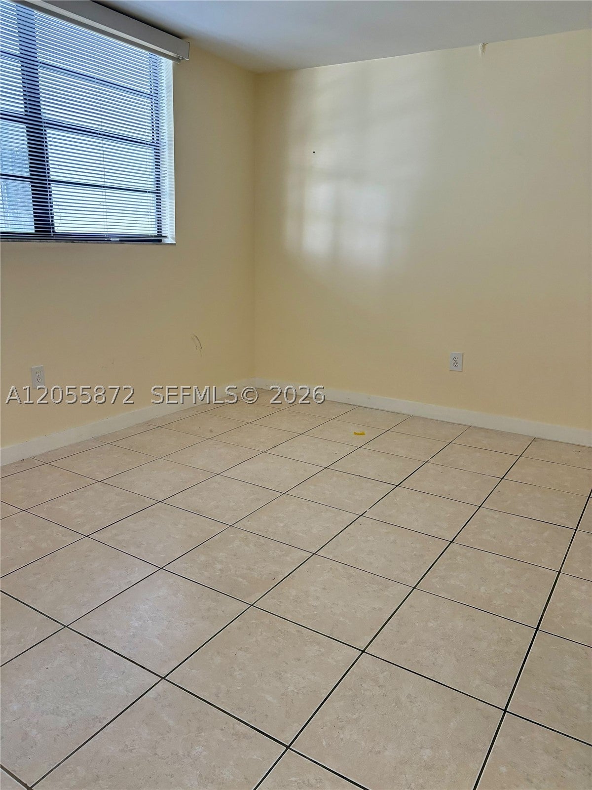 5050 NW 7th St 309