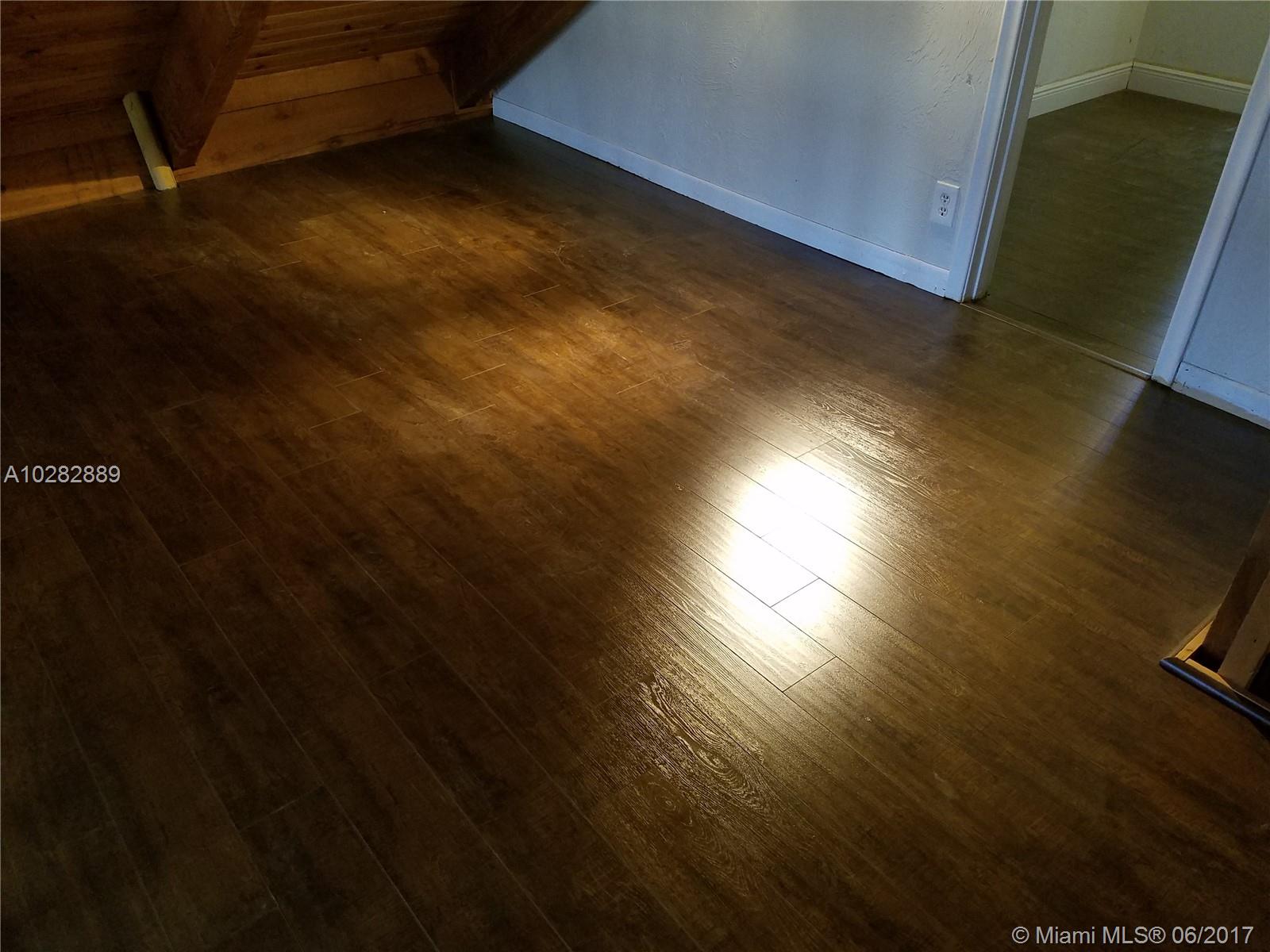 PALM-AIRE VILLAGE 4TH SEC - Residential Lease