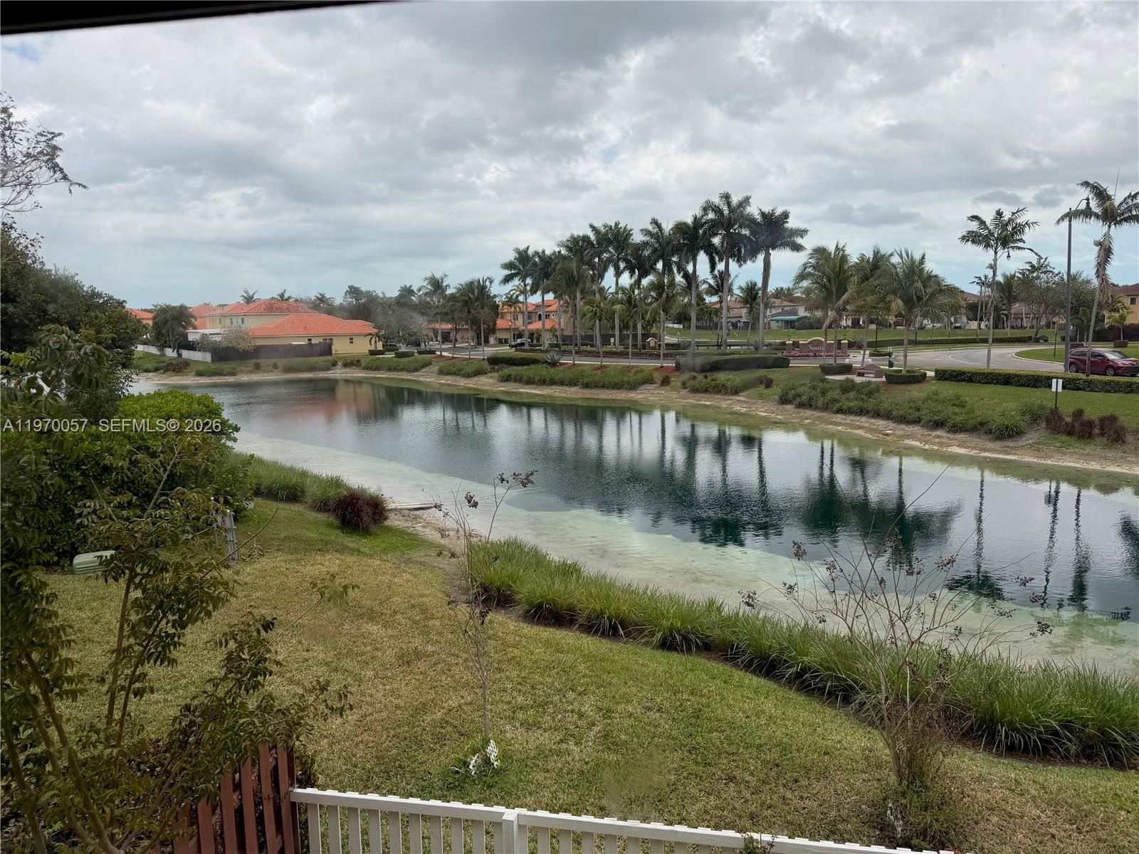 VILLAS AT CARMEL CONDO NO - Residential