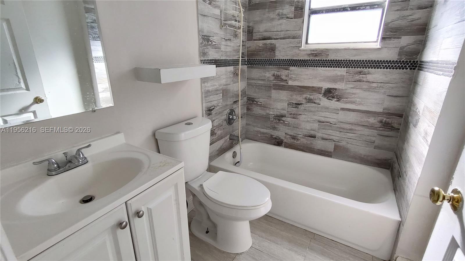 3501 NW 114th Ln 1-4