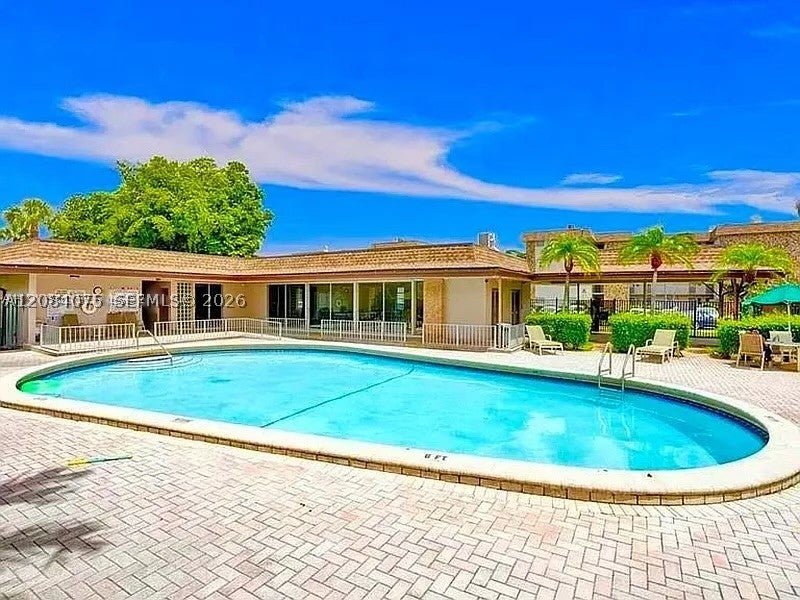 2431 SW 82nd Ave 202, Davie FL 33324