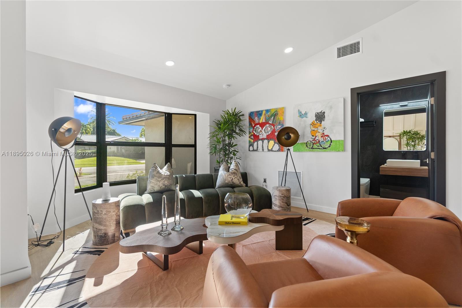 JACARANDA LAKES SECTION T - Residential Lease