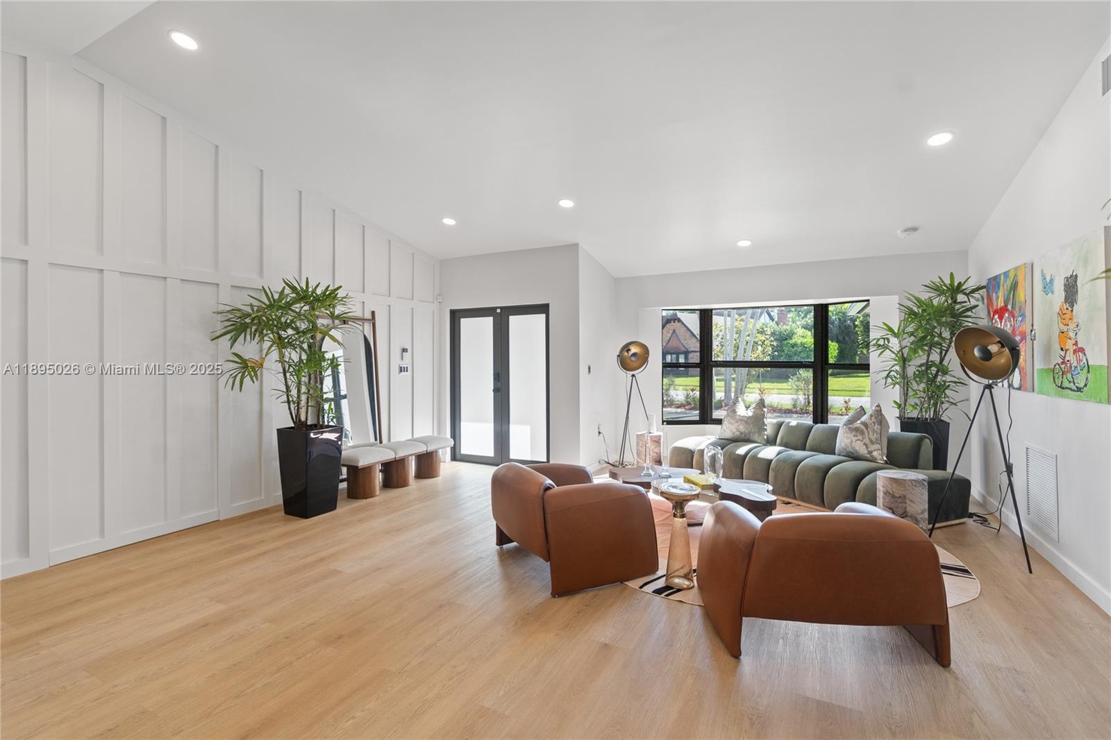 JACARANDA LAKES SECTION T - Residential Lease