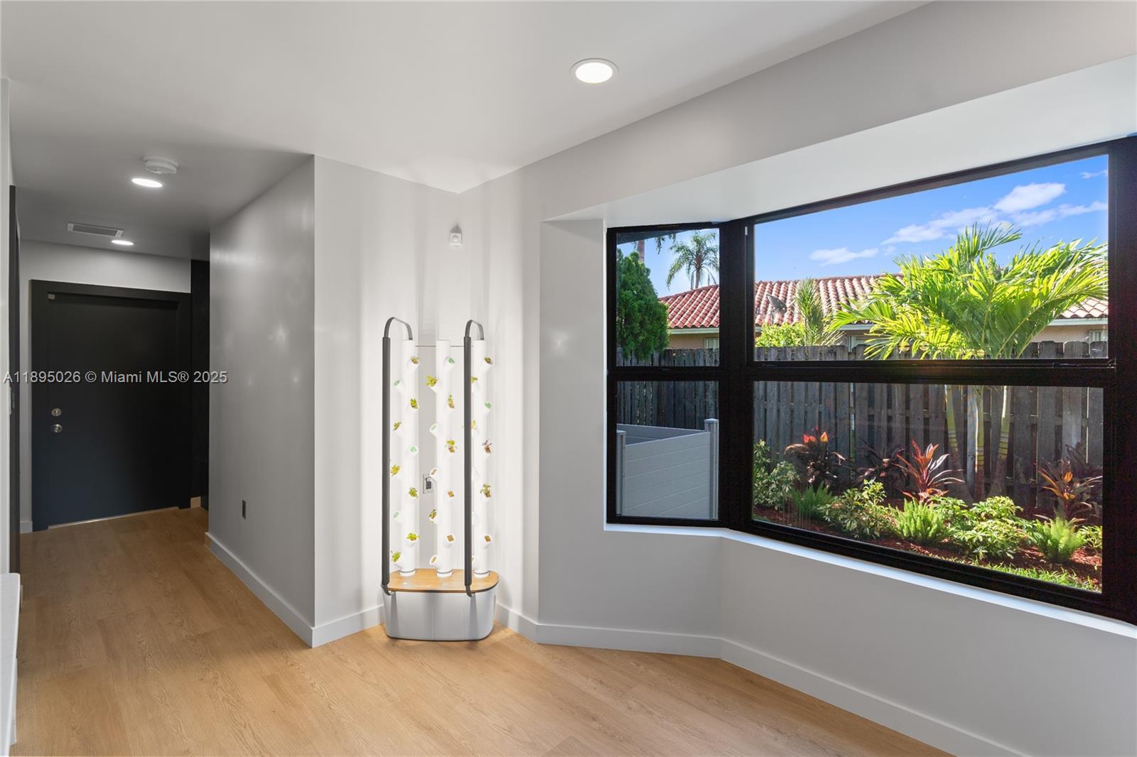 JACARANDA LAKES SECTION T - Residential Lease