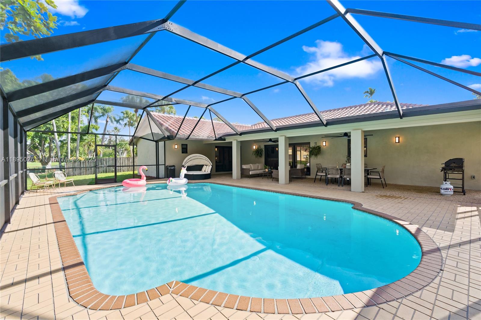 JACARANDA LAKES SECTION T - Residential Lease