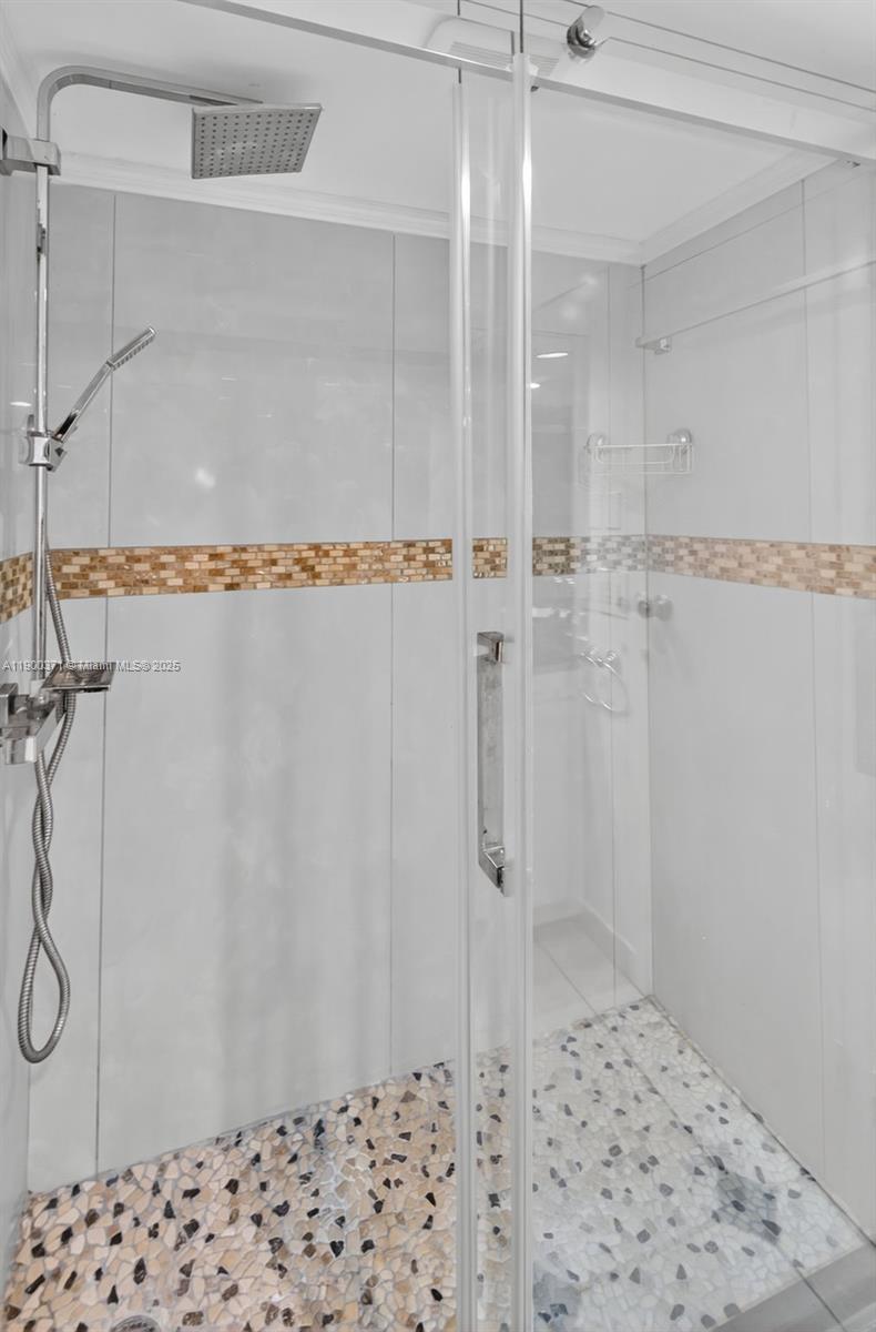 MARK I CONDO - Residential Lease