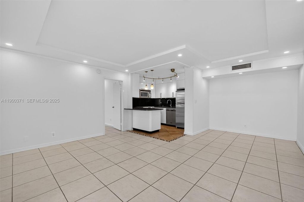 Photo of 1050 SE 15th St #307, Fort Lauderdale, FL 33316 (MLS # A11900371)