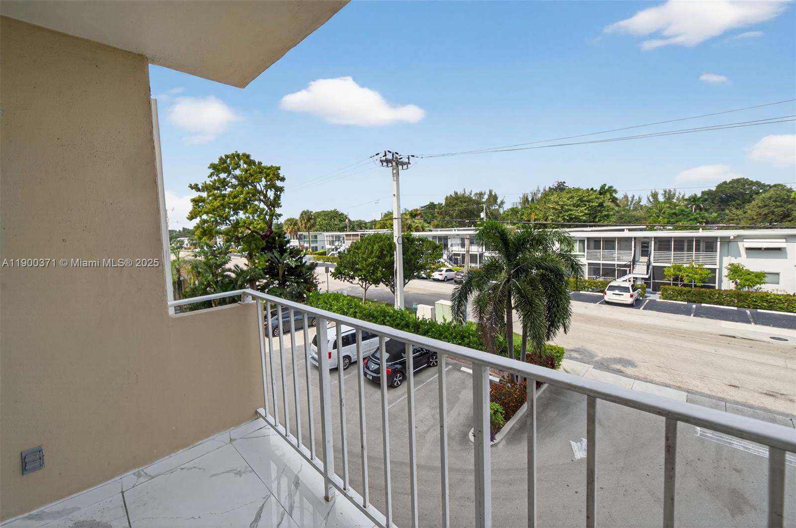 MARK I CONDO - Residential Lease