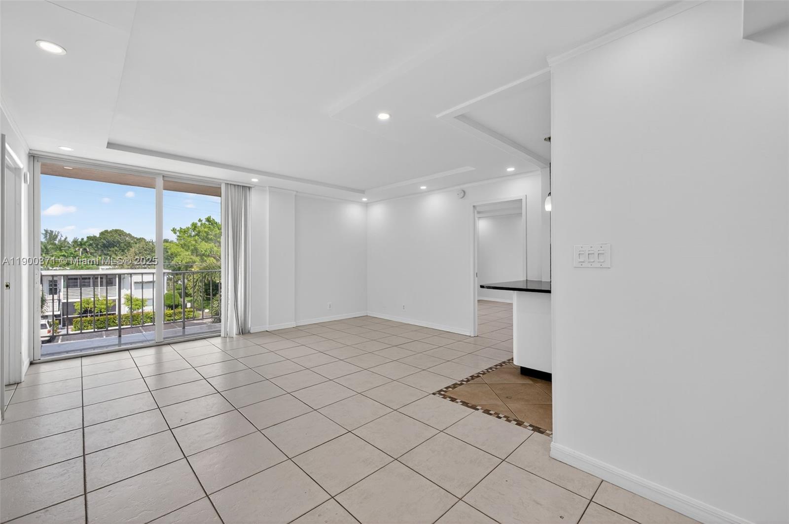 MARK I CONDO - Residential Lease