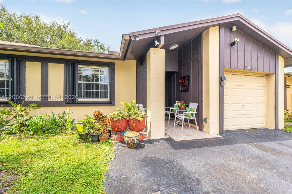 Photo of 9480 W Fern Ln, Miramar, FL 33025 (MLS # A12066728)
