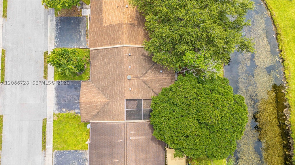 Photo of 9480 W Fern Ln, Miramar, FL 33025 (MLS # A12066728)