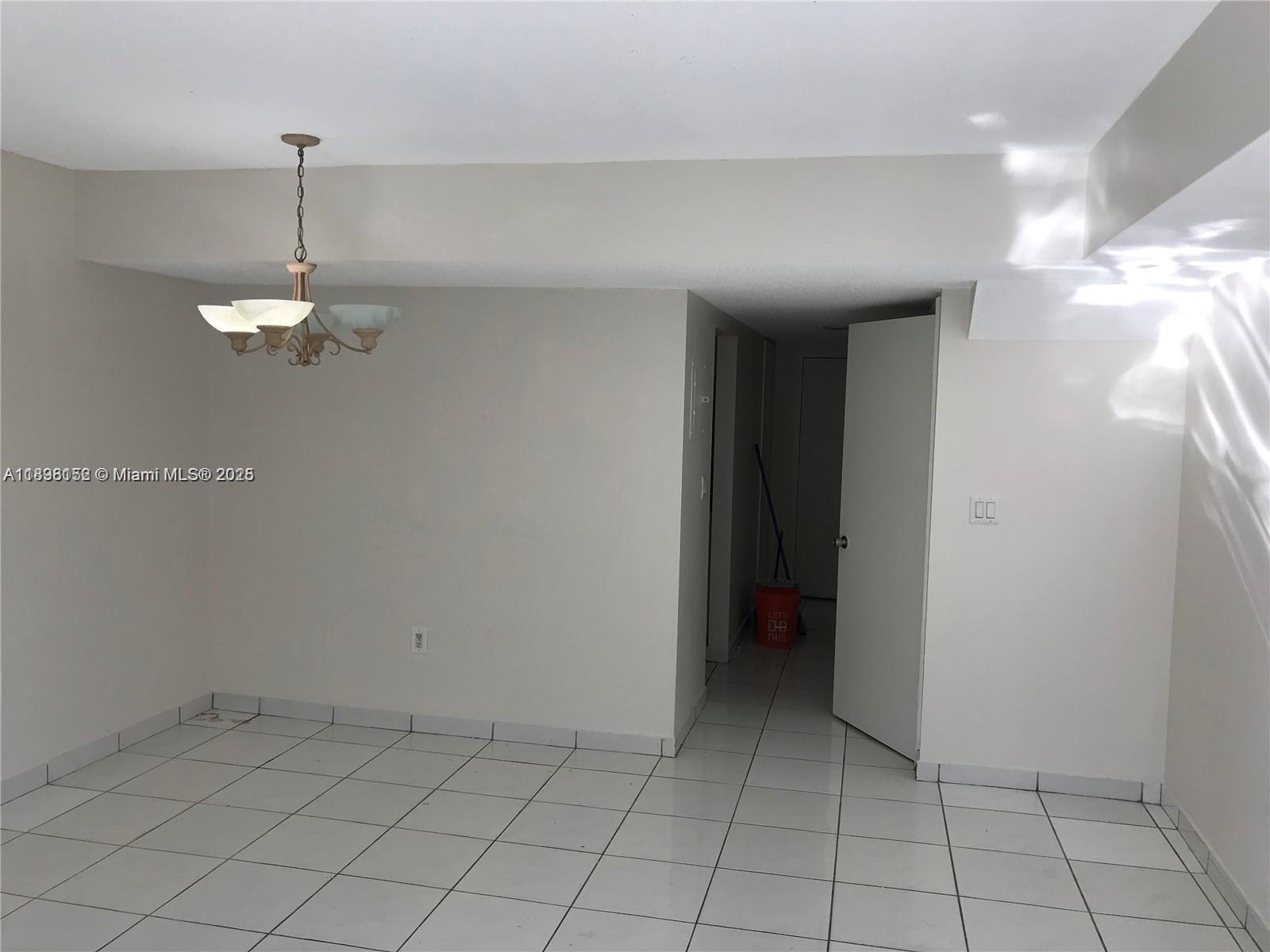 LAGUNA CLUB EAST CONDO - Residential