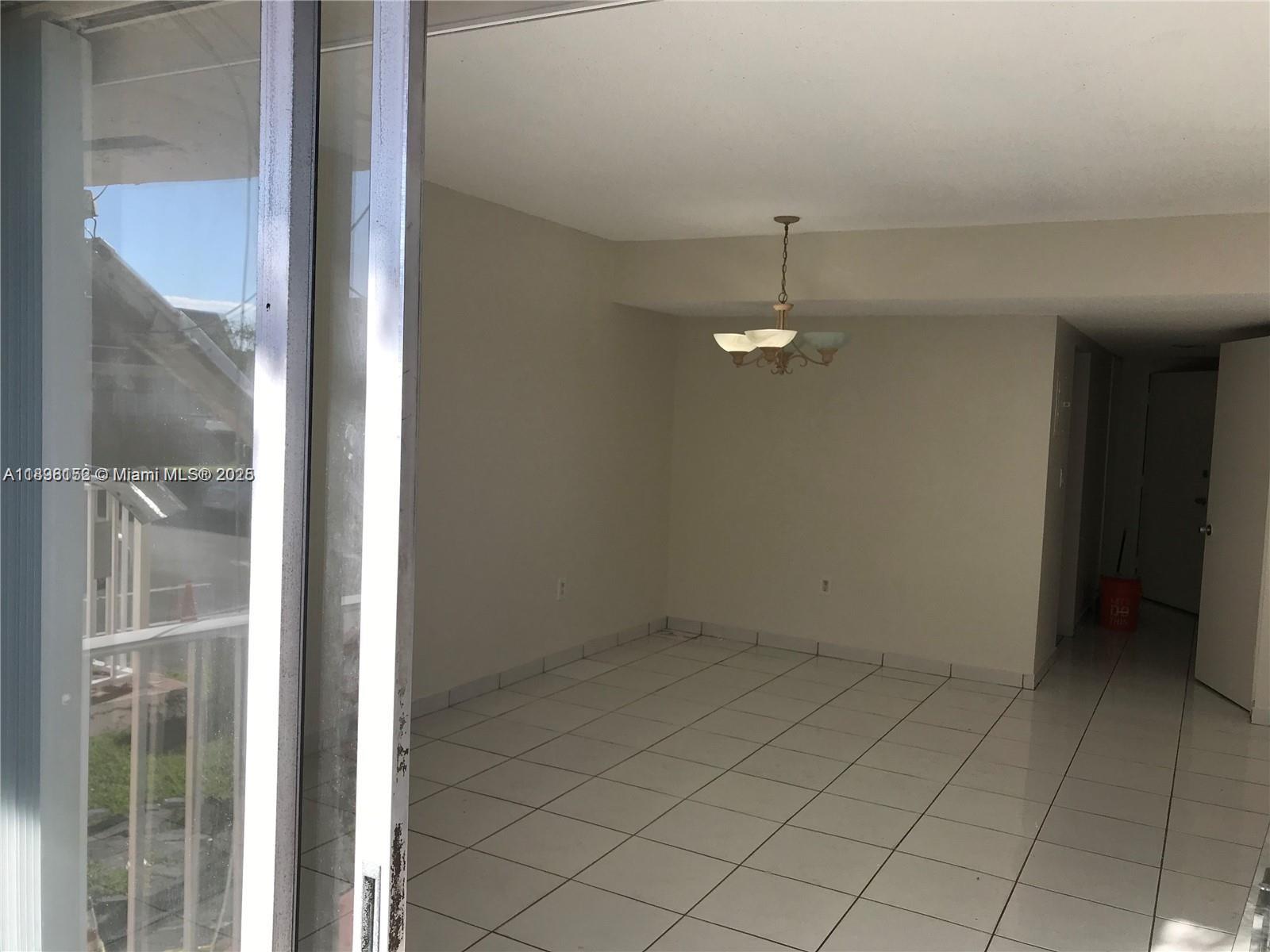LAGUNA CLUB EAST CONDO - Residential