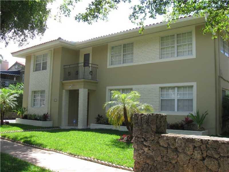 8 54 41 C GABLES DOUGLAS - Residential Lease