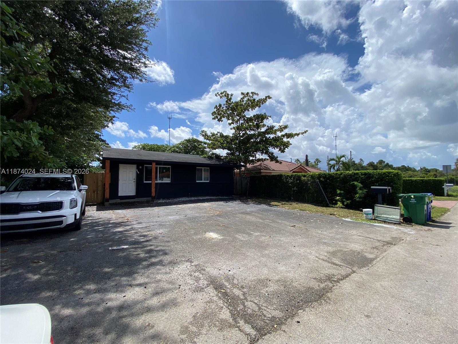 SUN LAND PARK - Residential Income