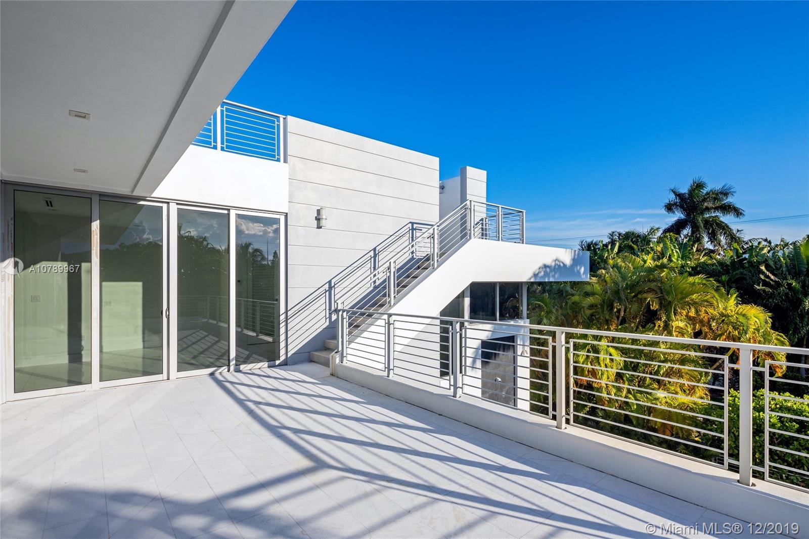 TROPICAL ISLE HOMES SUB 3 - Residential Lease