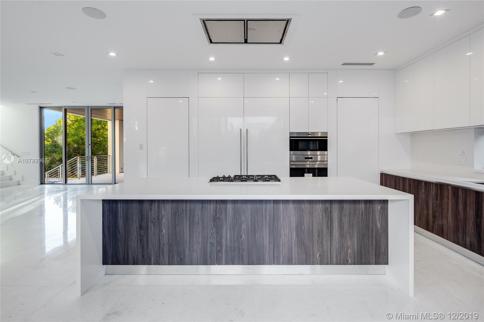 TROPICAL ISLE HOMES SUB 3 - Residential Lease