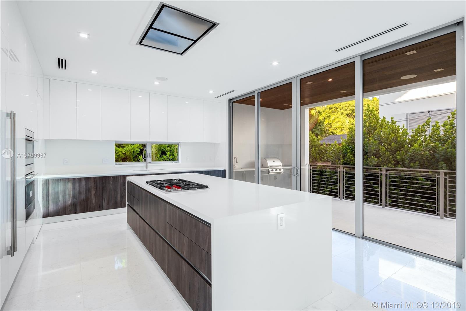 TROPICAL ISLE HOMES SUB 3 - Residential Lease