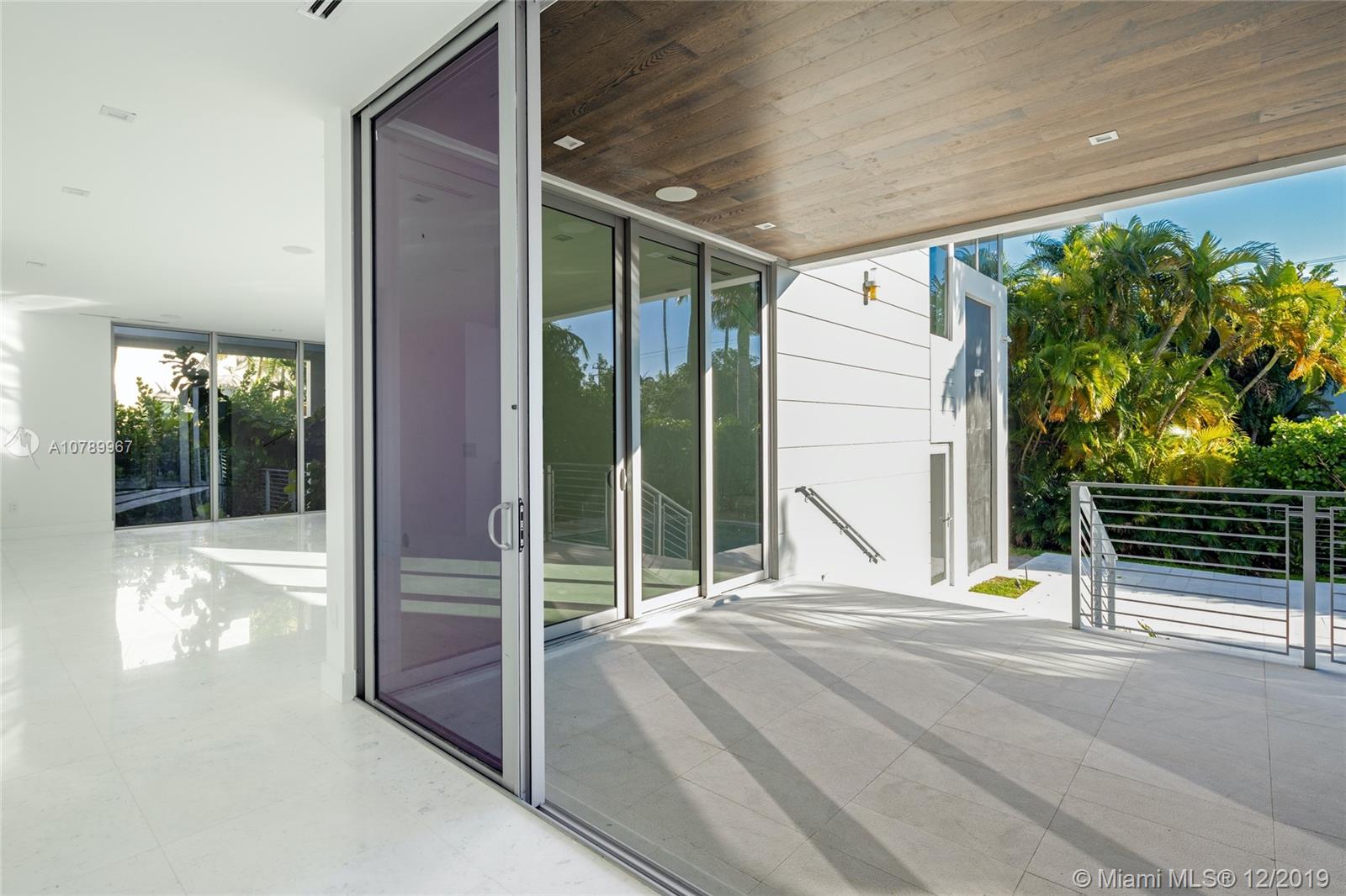 TROPICAL ISLE HOMES SUB 3 - Residential Lease