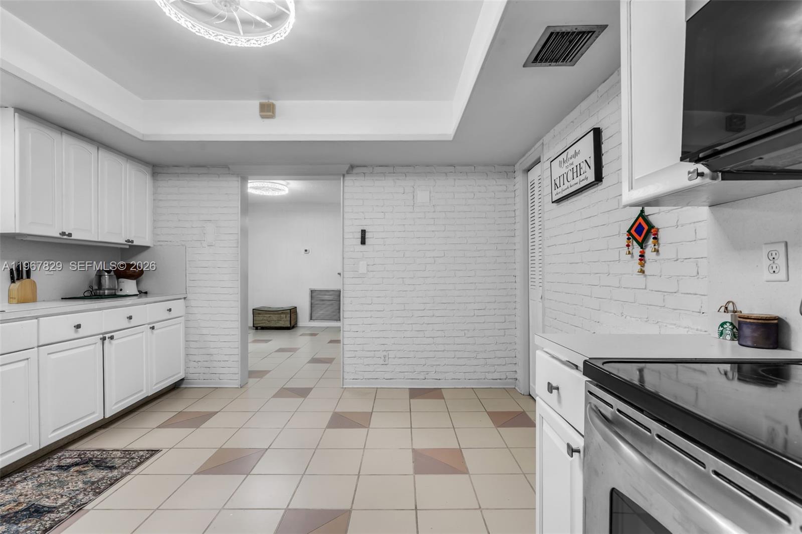 ROYAL PALM ESTATES SEC TH - Residential