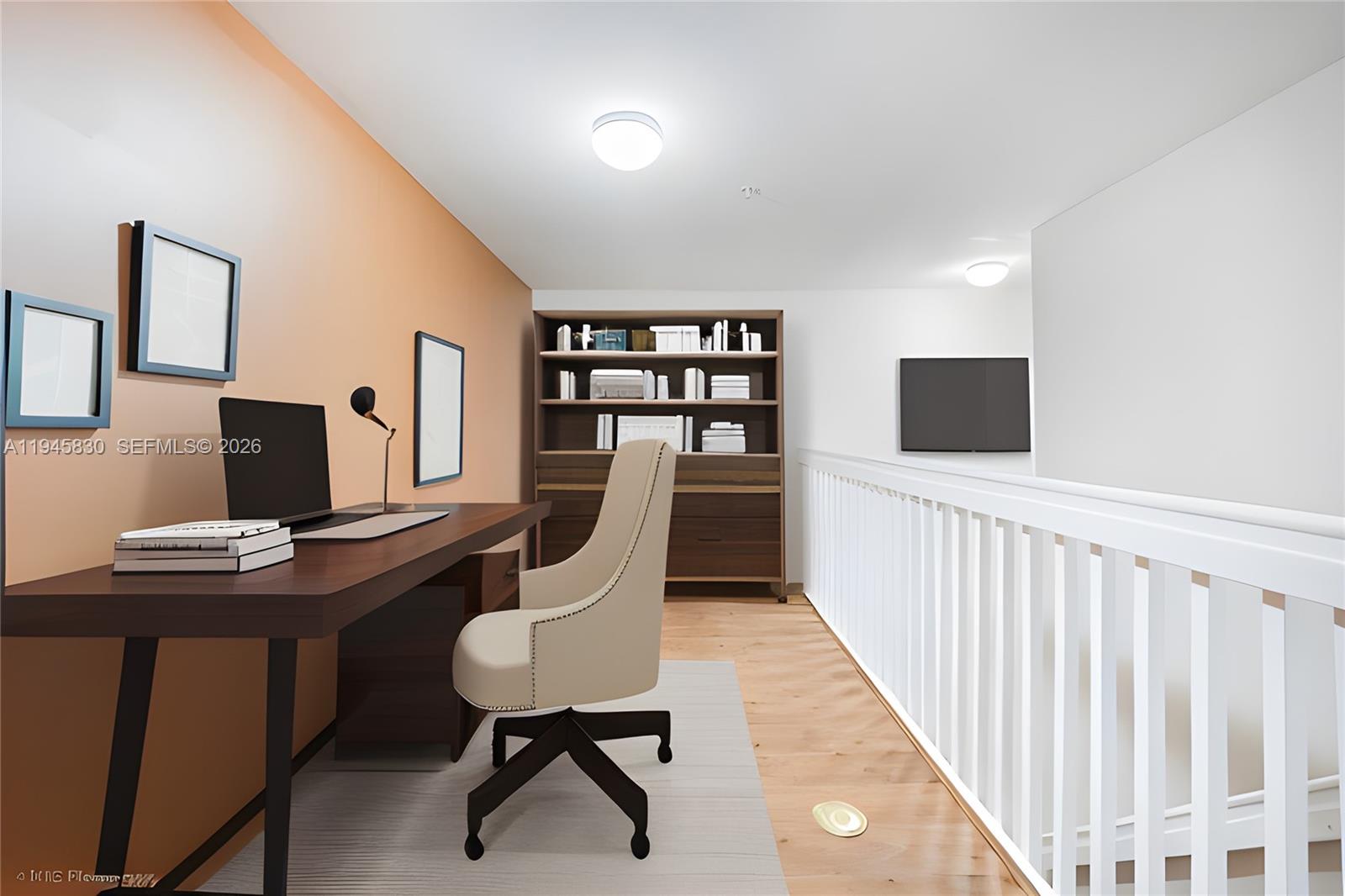 Hollywood Station - Residential