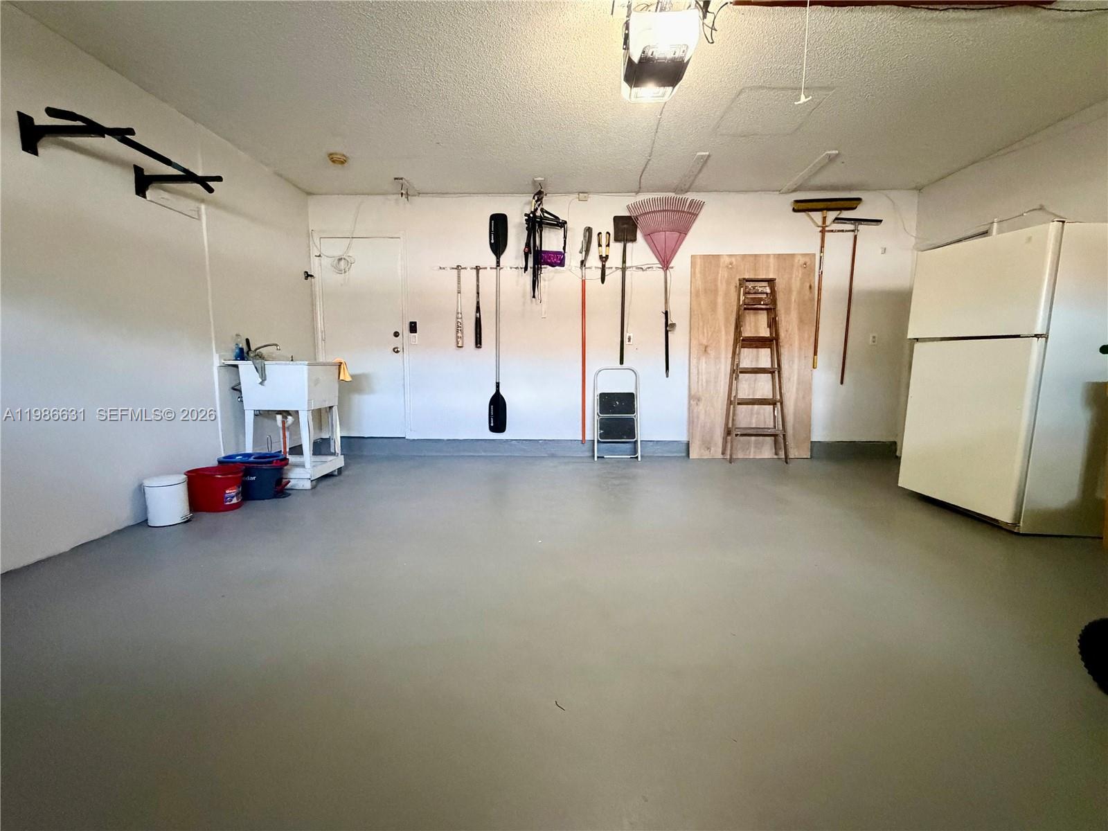 SAVANNAH PLAT 3 - Residential Lease