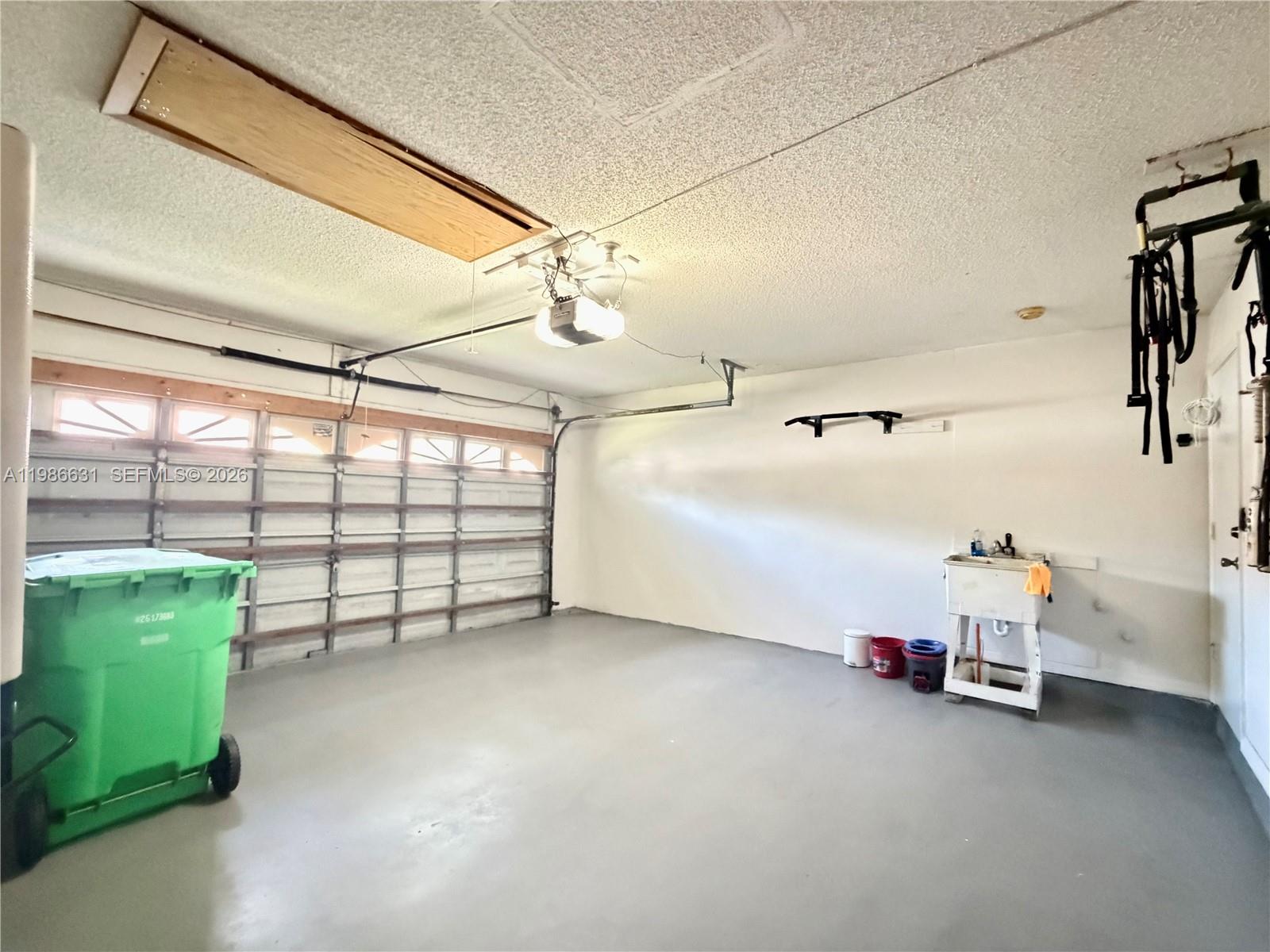 SAVANNAH PLAT 3 - Residential Lease