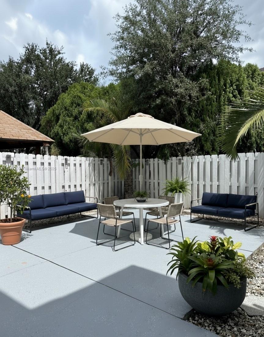 Santorine Town Villas - Residential