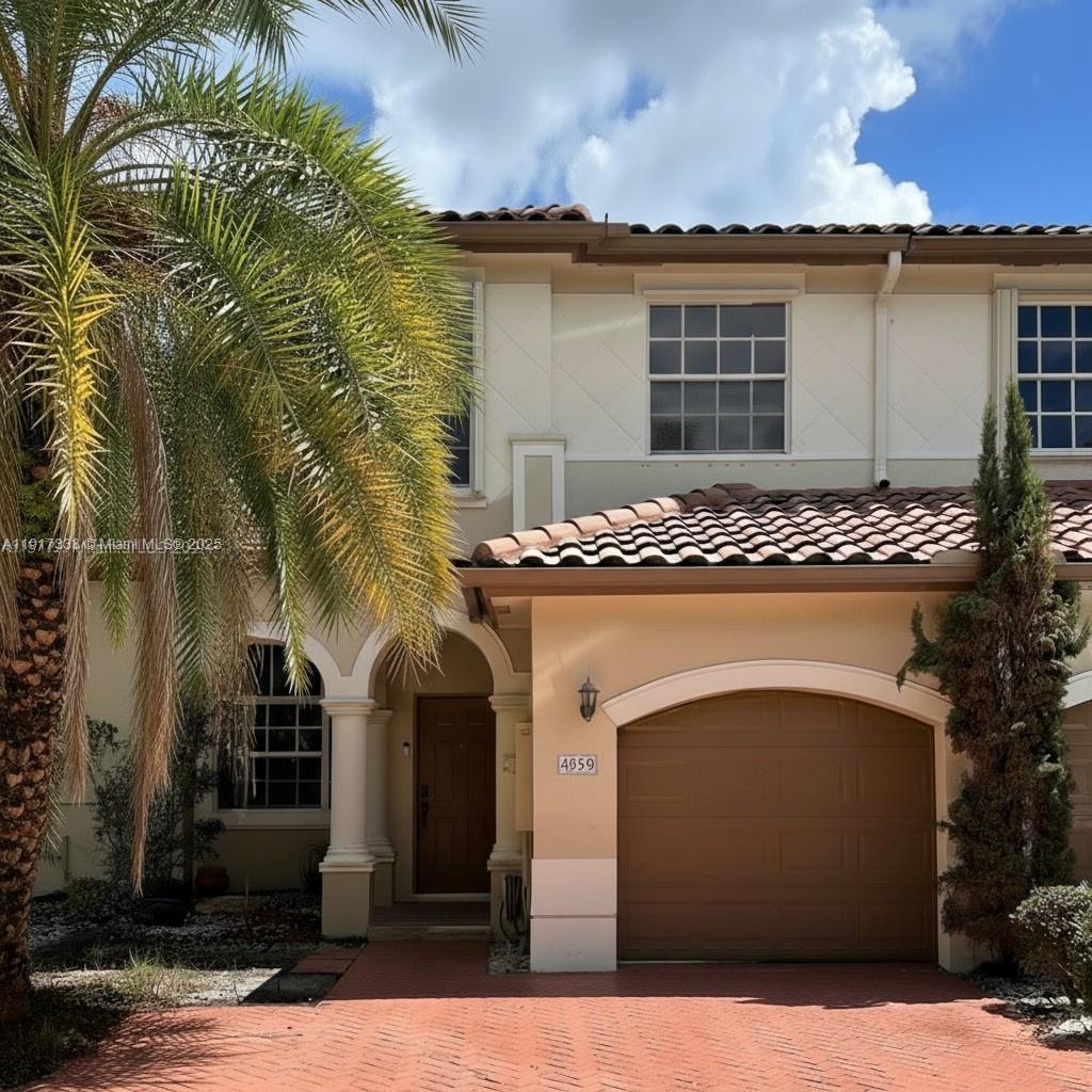 Santorine Town Villas - Residential