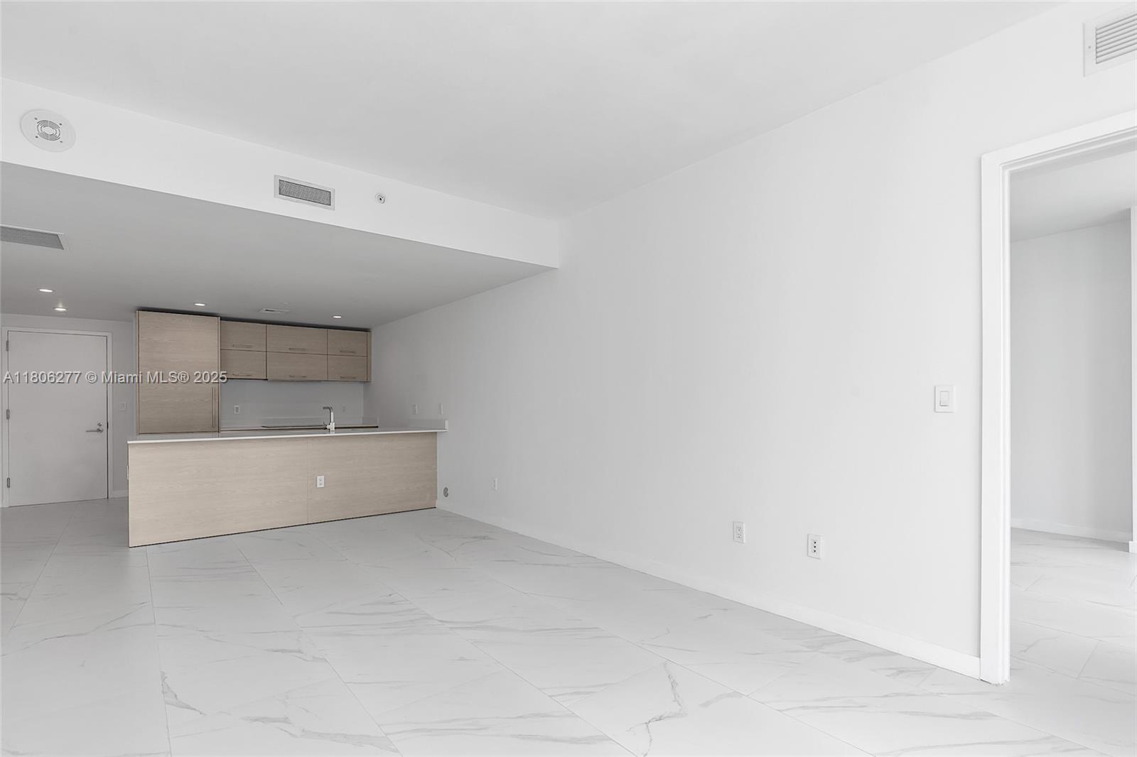 1300 S MIAMI AVENUE CONDO - Residential