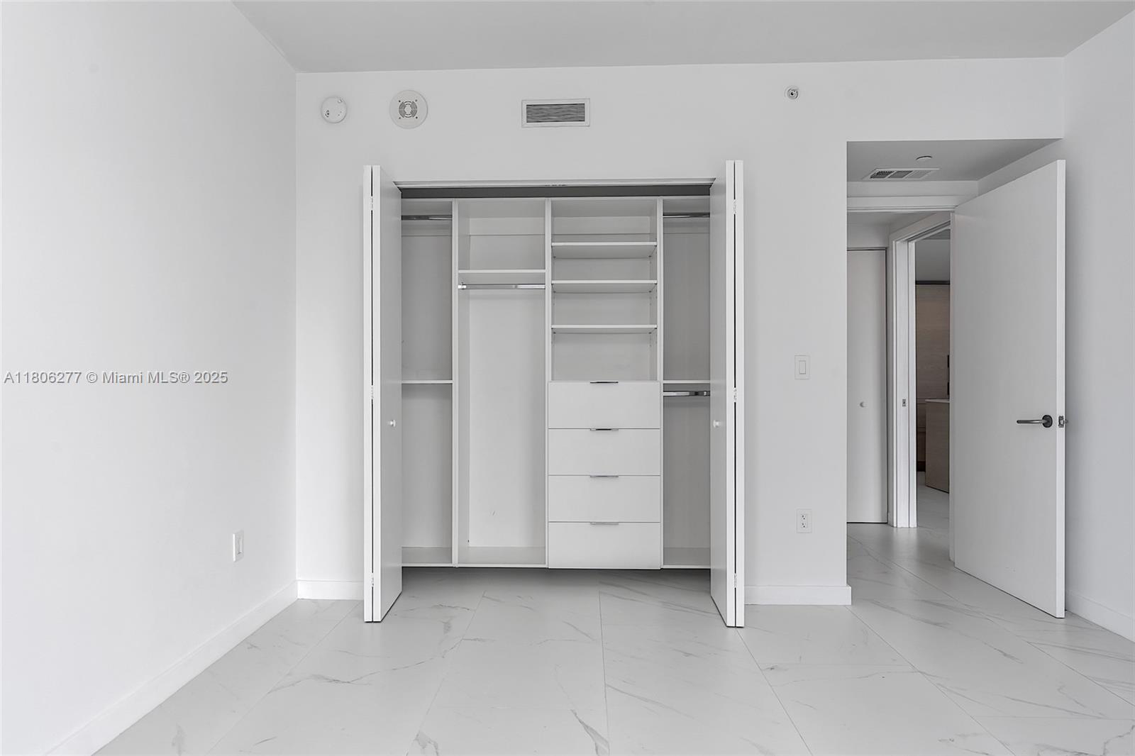 1300 S MIAMI AVENUE CONDO - Residential