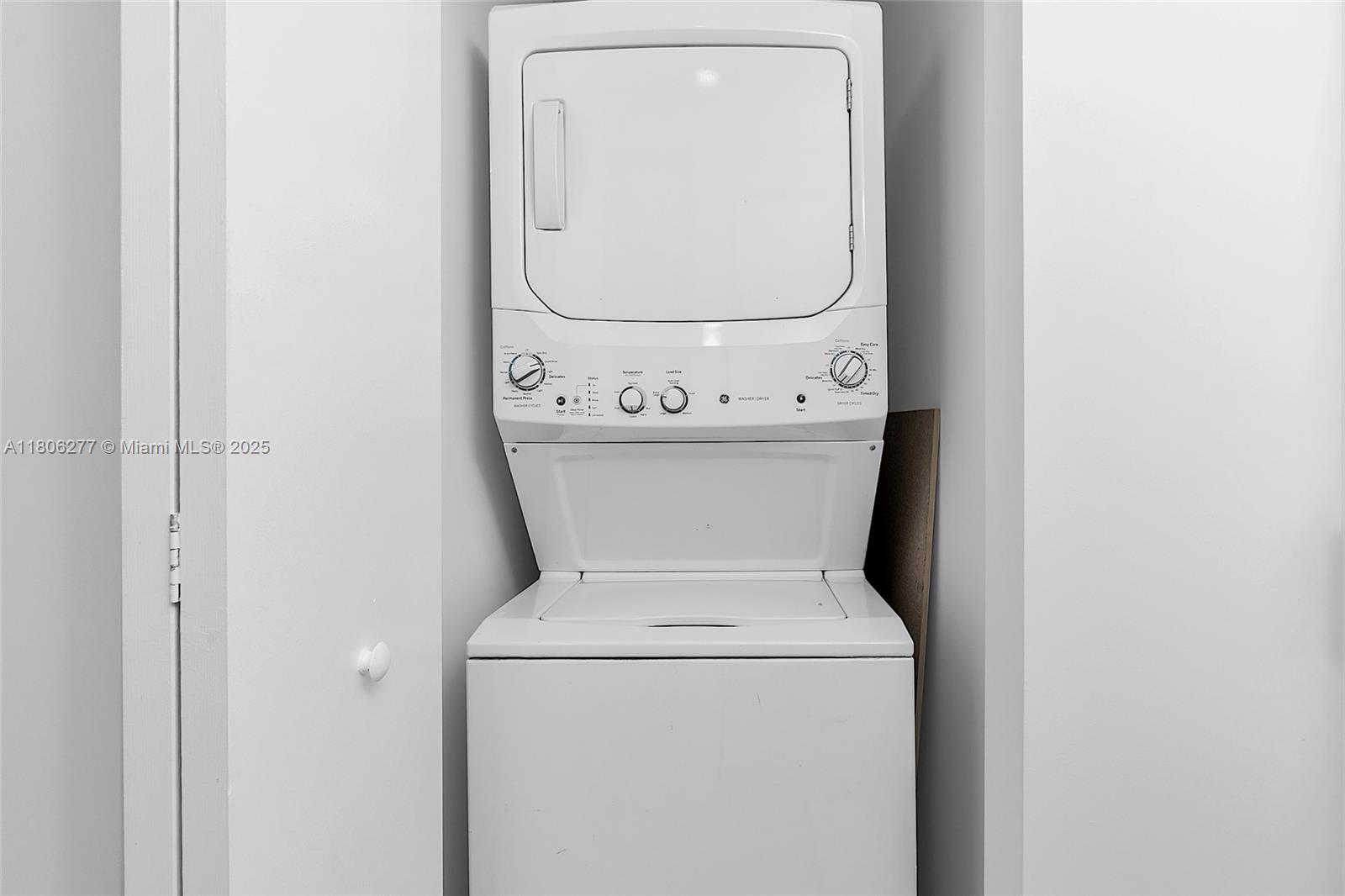 1300 S MIAMI AVENUE CONDO - Residential