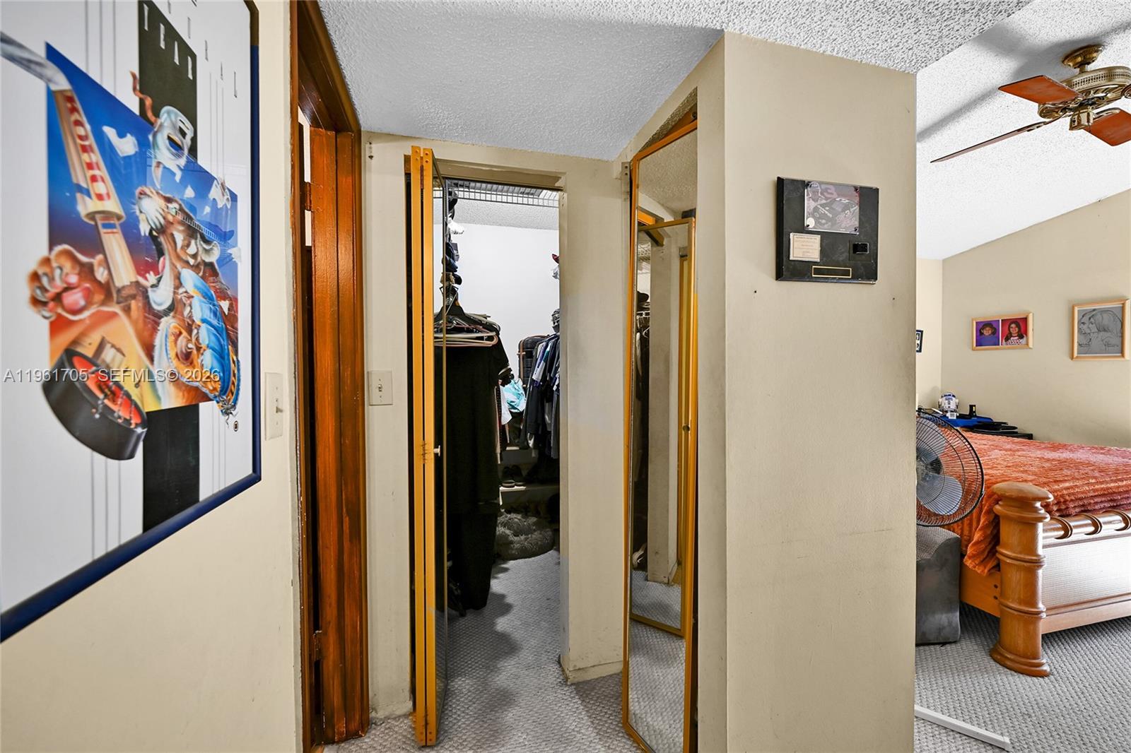 SHORES LINDGREN - Residential