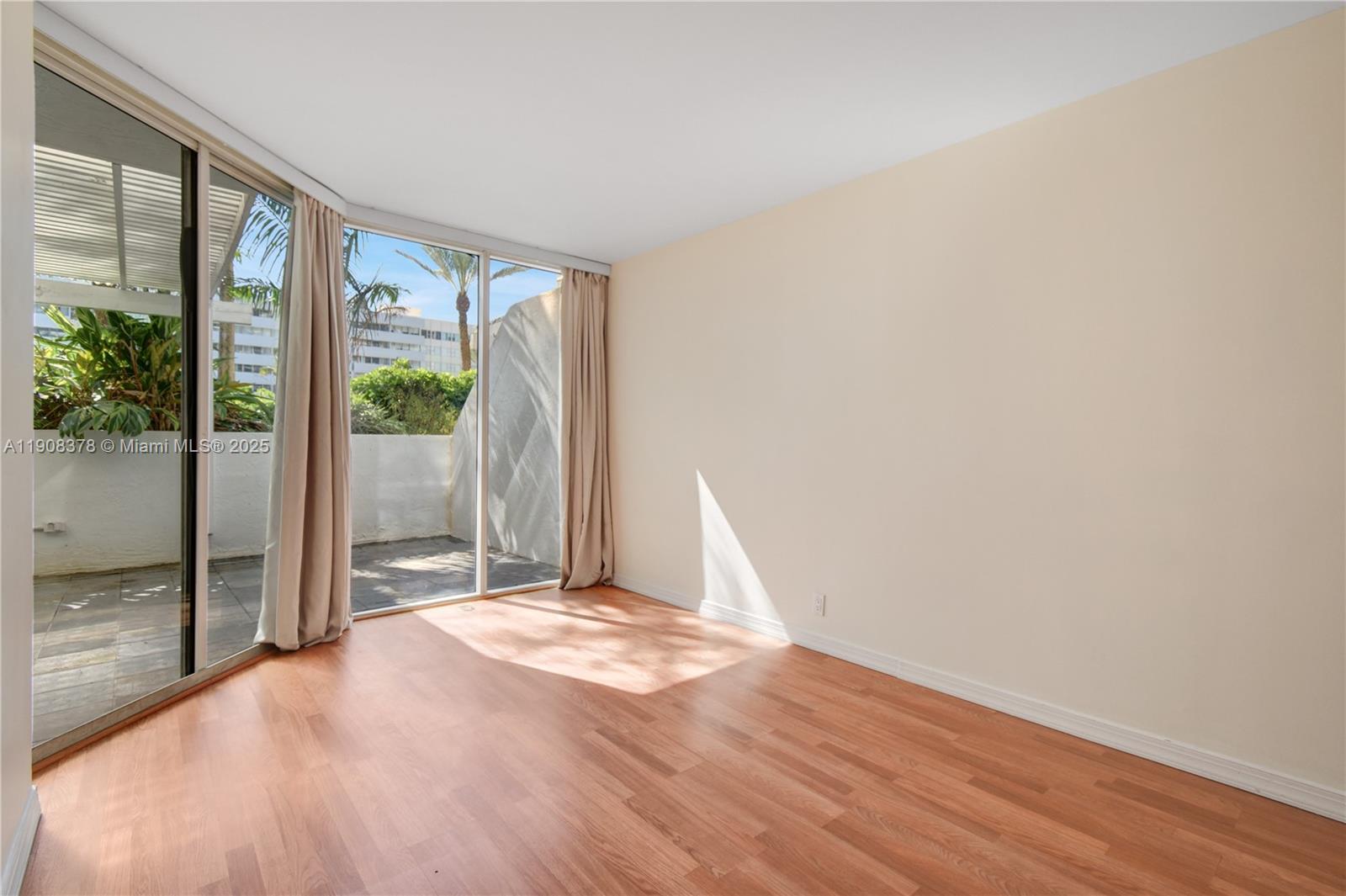 THE GRANDVIEW PALACE COND - Residential Lease