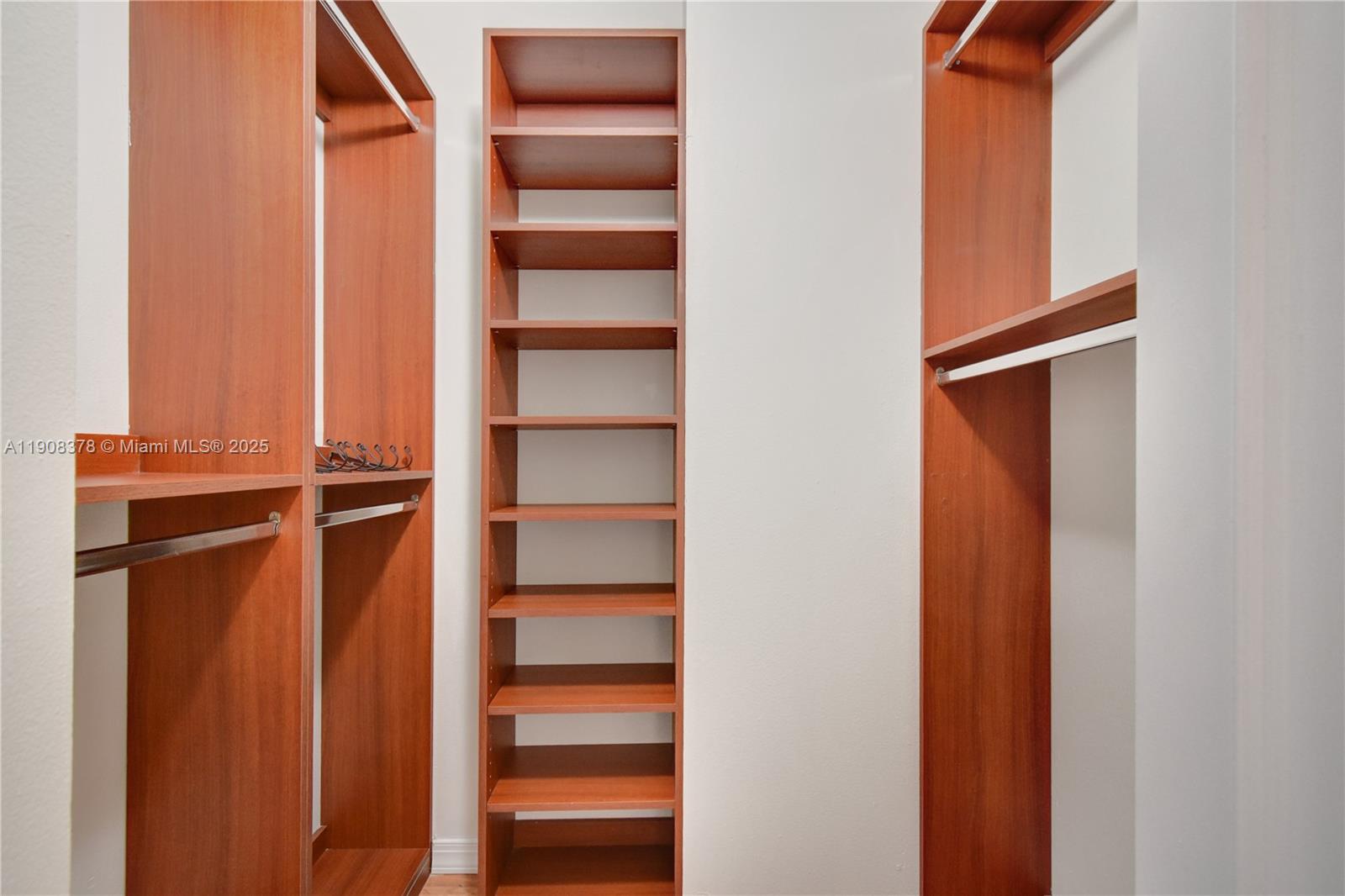 THE GRANDVIEW PALACE COND - Residential Lease