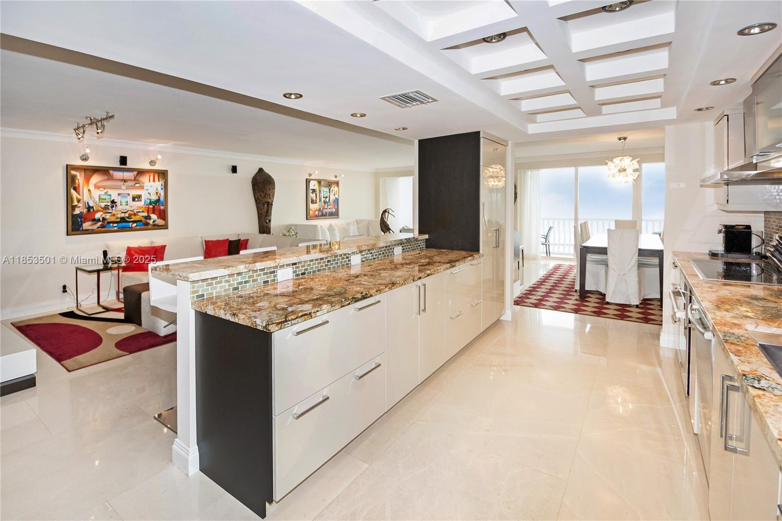 POINT OF AMERICA - Residential