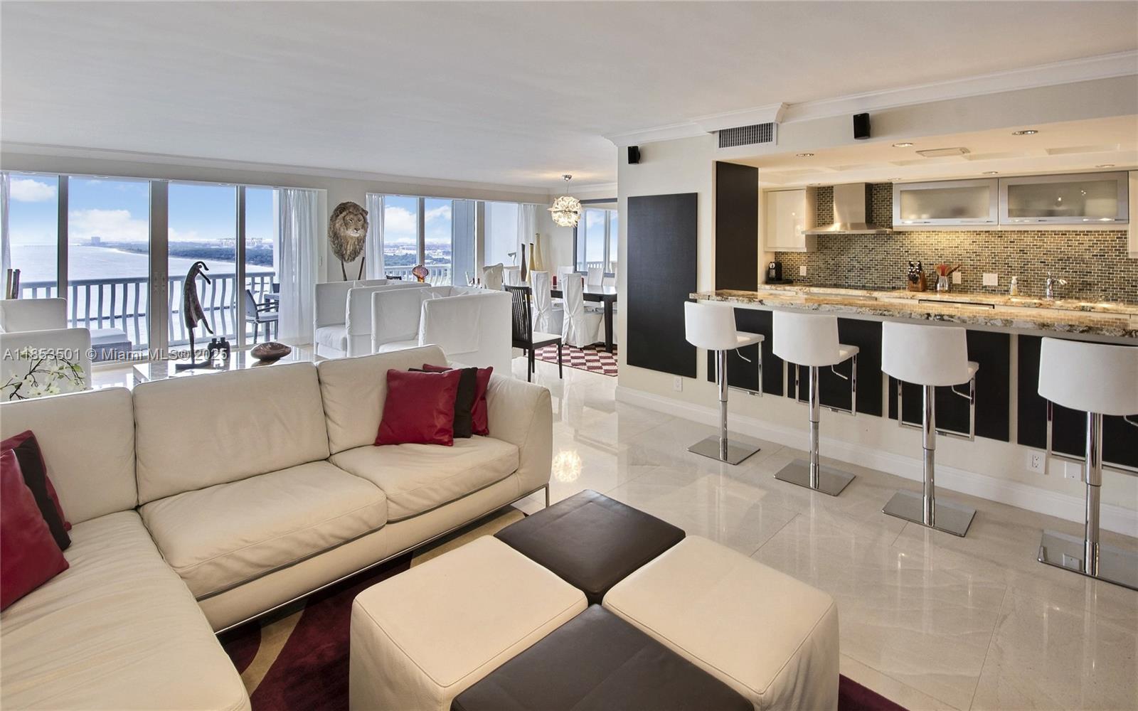 POINT OF AMERICA - Residential