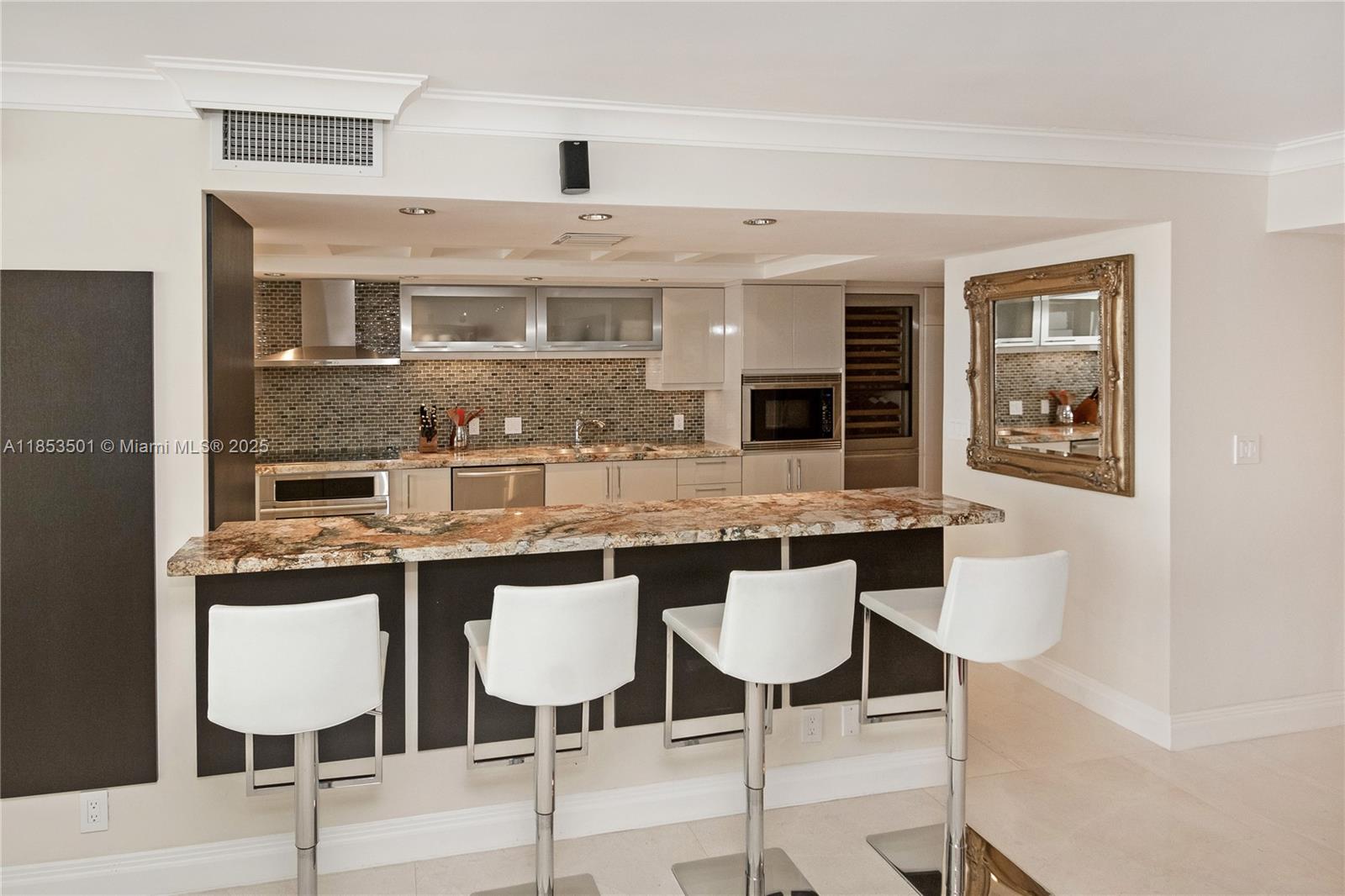 POINT OF AMERICA - Residential