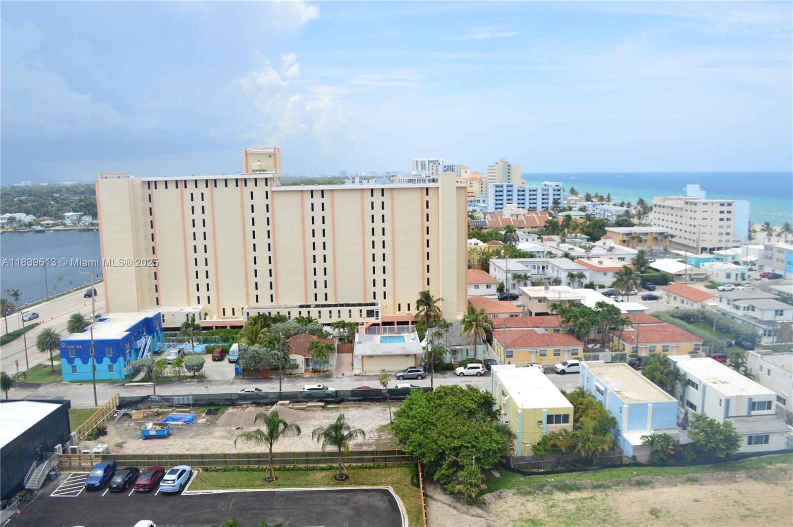Don’t miss this opportunity to experience coastal living at its finest in Hollywood Beach.