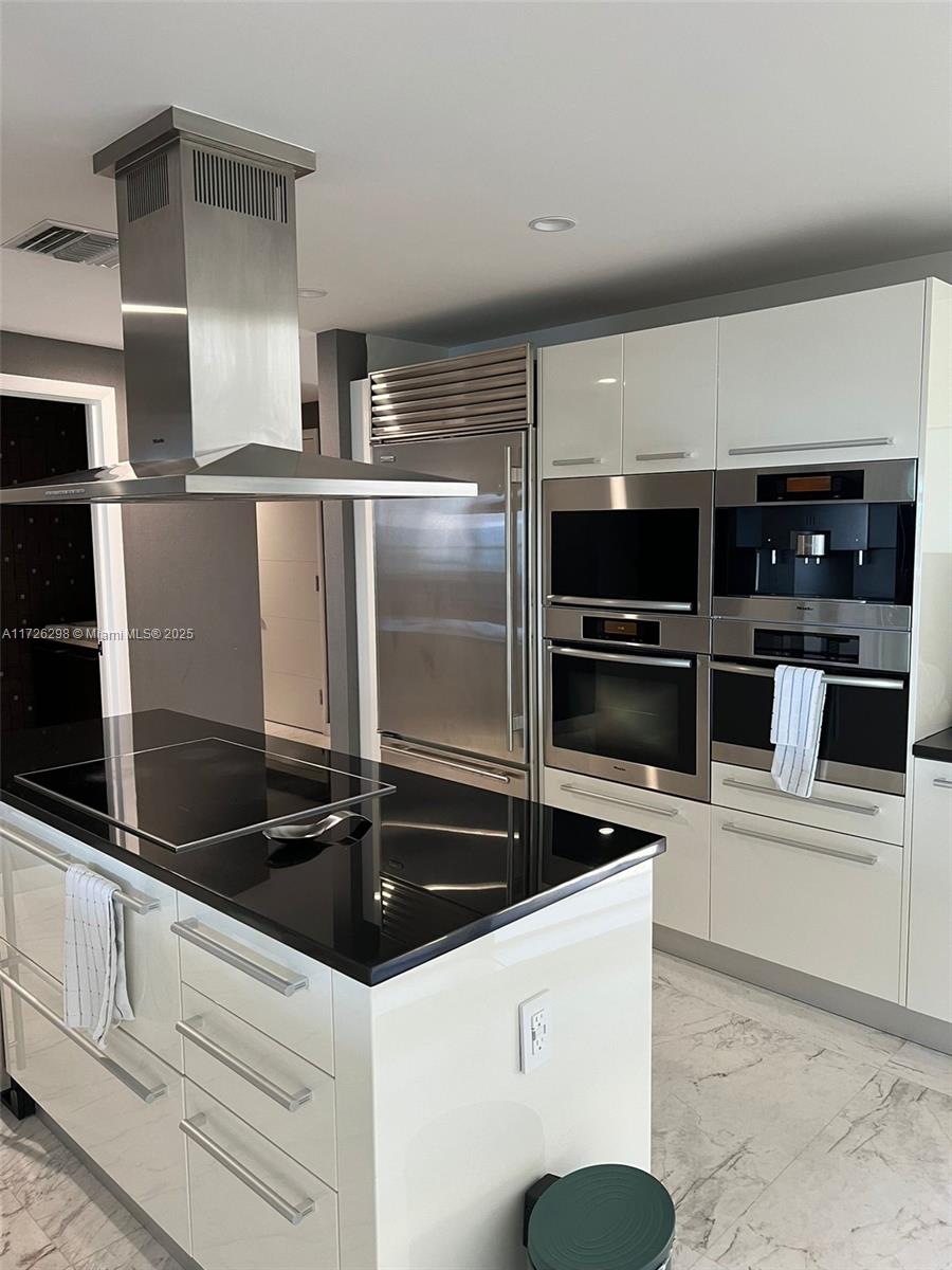 JADE OCEAN CONDO - Residential