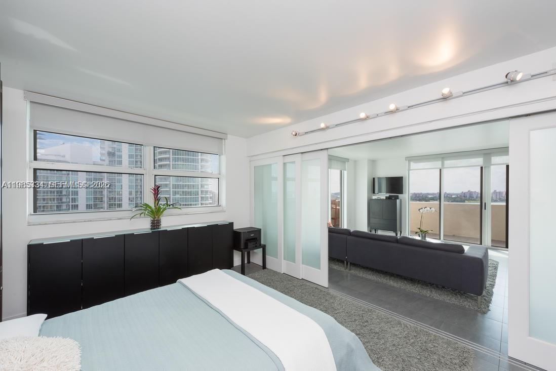 YACHT CLUB AT PORTOFINO C - Residential Lease