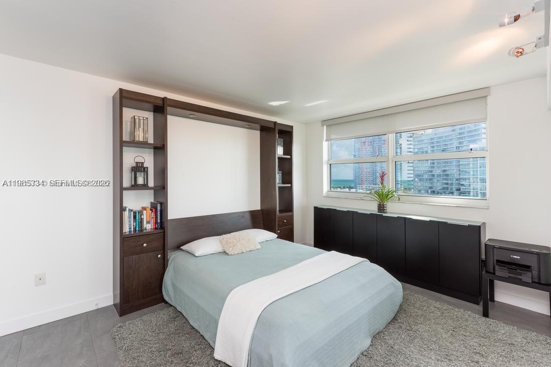 YACHT CLUB AT PORTOFINO C - Residential Lease