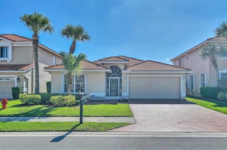 Elegant 3-Bedroom Home in Boca Chase – Cul-de-sac, Resort-Style Amenities & Top-Rated Schools

Welcome to this elegant and spacious 3-bedroom, 2-bathroom home perfectly situated on a quiet cul-de-sac in the highly desirable Boca Chase community. Featuring a recently updated kitchen with new quartz countertops, this residence blends elegance and comfort providing an inviting atmosphere great for entertaining.

Step inside to find bright, spacious rooms with ample closet space, including a master suite with his-and-hers closets. Enjoy Florida living on your screened-in patio with a private Jacuzzi.

Enjoy resort-style amenities, all just a short walk from your door—community pool, tennis courts, pickleball, playground, sidewalks, and scenic walking paths.