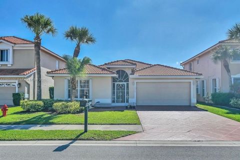 Photo of 18350 Coral Sands Way, Boca Raton, FL 33498 (MLS # A11885160)