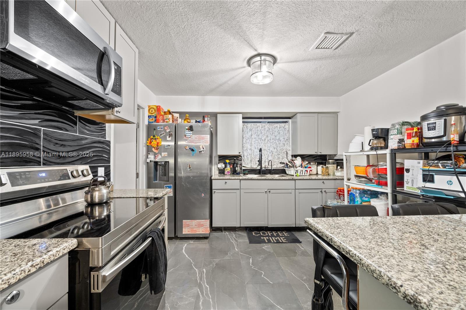 IRONS MANOR 5TH ADDN - Residential