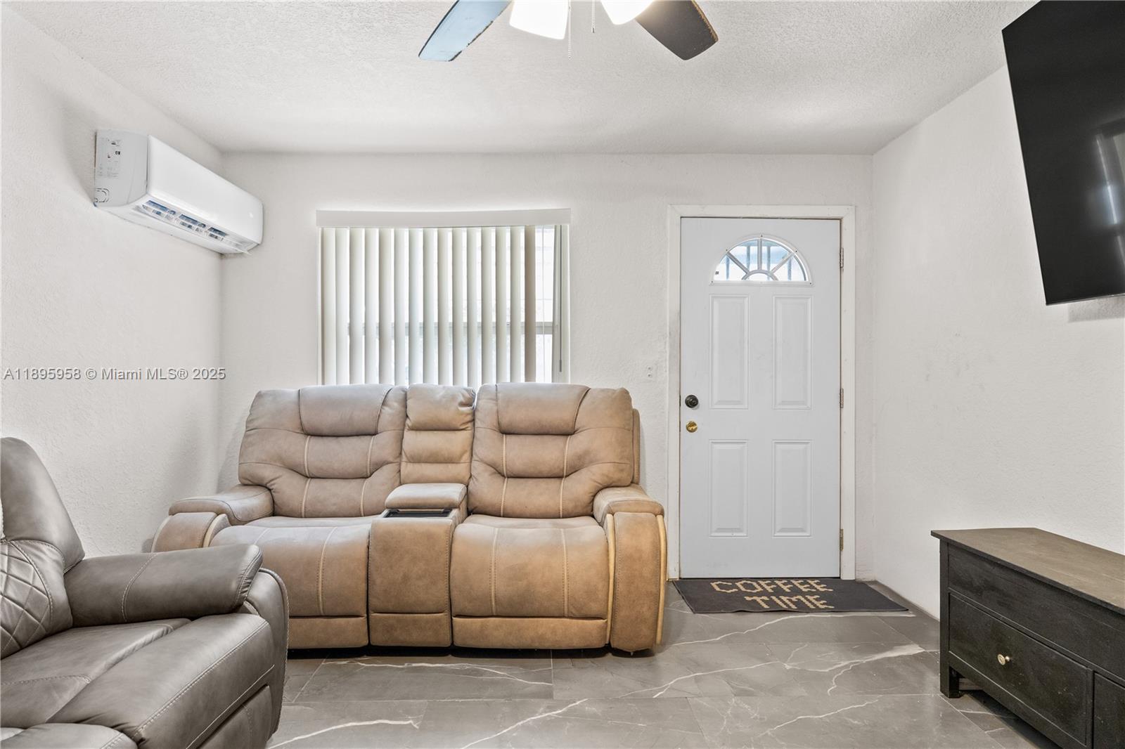 IRONS MANOR 5TH ADDN - Residential