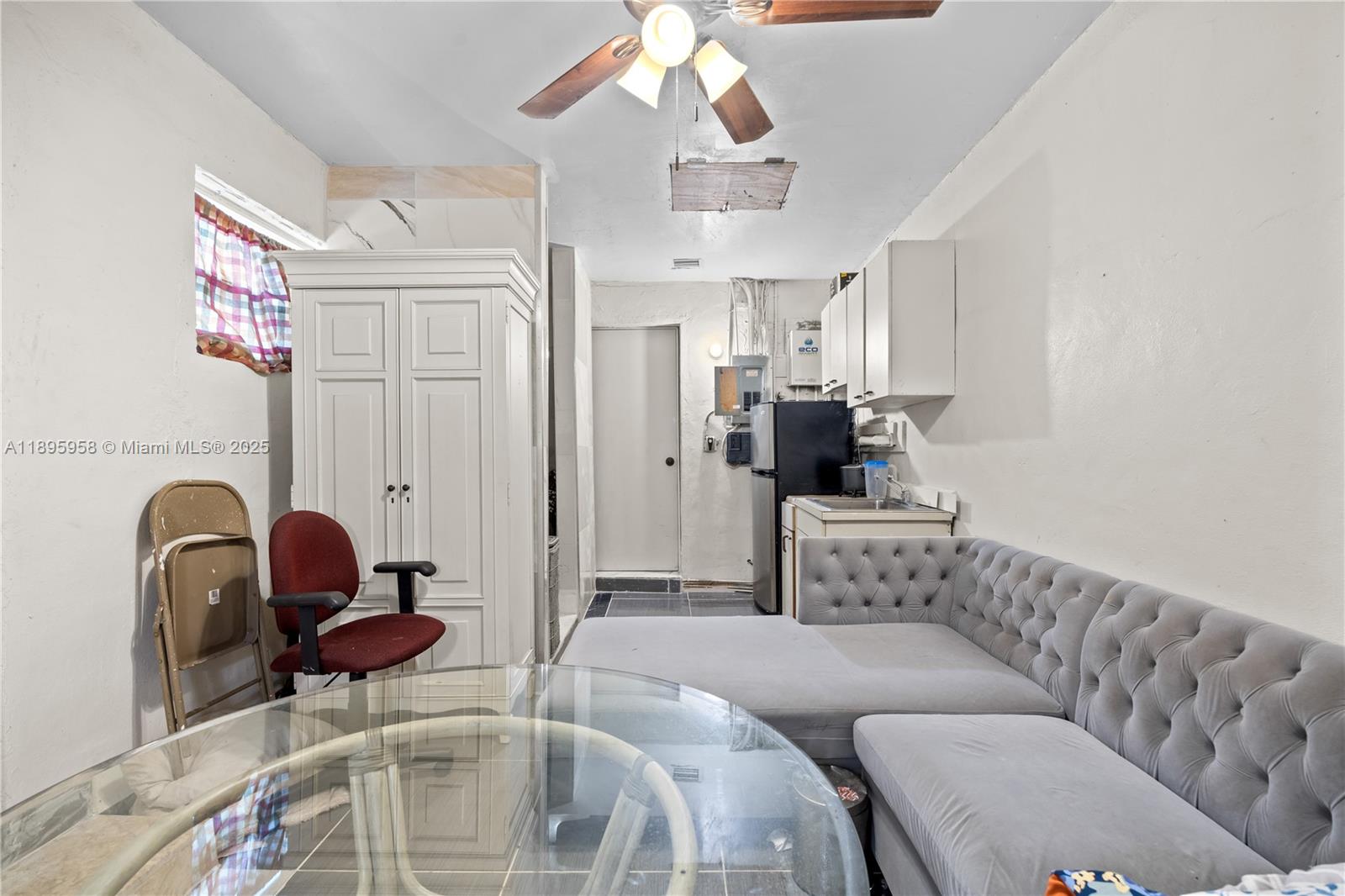 IRONS MANOR 5TH ADDN - Residential