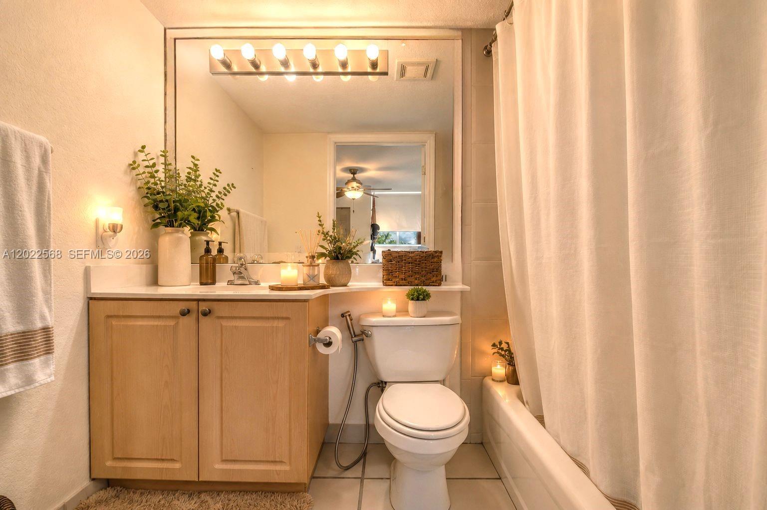 MELREESE POINTE CONDO - Residential