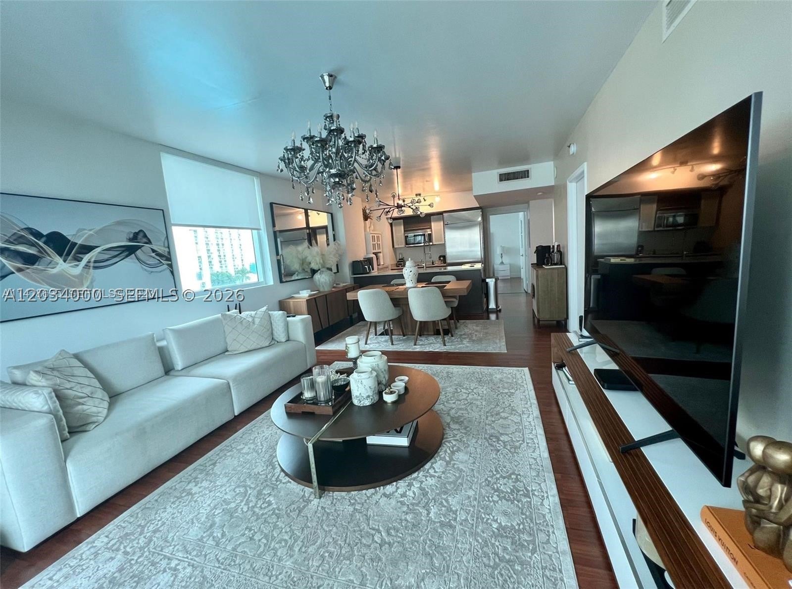 500 Brickell Ave 1410
