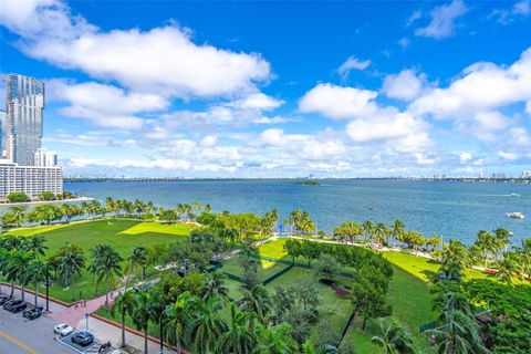  Miami FL 33132